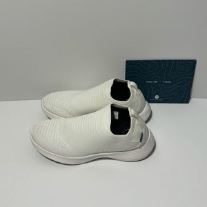 Vessi Everyday Move Slip-On Sneaker Polar White Size W08 Pre-Owned